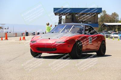 media/Apr-30-2022-CalClub SCCA (Sat) [[98b58ad398]]/Around the Pits/